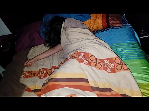 ❤️ 继子在年轻的继母睡觉时责骂她 ❤ Porno vk﹏﹏